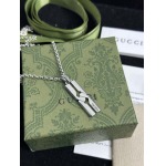 2025年9月25日入荷新品Gucciネックレスギフト/誕生日/記念品/アクセサリーxin工場