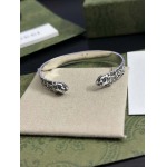 2025年9月25日入荷新品Gucci腕輪/ブレスレットギフト/誕生日/記念品/アクセサリーxin工場