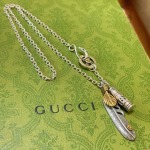 2025年9月25日入荷新品Gucciネックレスギフト/誕生日/記念品/アクセサリーxin工場