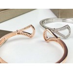 2025年9月25日入荷新品Bvlgari腕輪/ブレスレットギフト/誕生日/記念品/アクセサリーxin工場