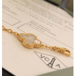 2025年9月25日入荷新品Van Cleef?&?Arpelsブレスレットギフト/誕生日/記念品/アクセサリーxin工場