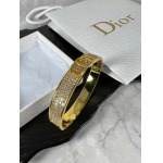 2025年9月25日入荷新品Dior腕輪/ブレスレットギフト/誕生日/記念品/アクセサリーxin工場