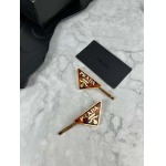 2025年9月25日入荷新品Pradaヘアピンギフト/誕生日/記念品/アクセサリーxin工場