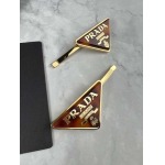 2025年9月25日入荷新品Pradaヘアピンギフト/誕生日/記念品/アクセサリーxin工場