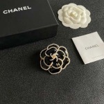 2025年9月25日入荷新品Chanelブローチギフト/誕生日/記念品/アクセサリーxin工場
