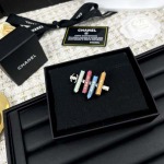 2025年9月25日入荷新品Chanelブローチギフト/誕生日/記念品/アクセサリーxin工場