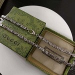 2025年9月26日入荷新品Gucci ネックレスギフト/誕生日/記念品/アクセサリーxin工場