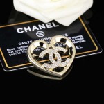 2025年9月26日入荷新品CHANELブローチギフト/誕生日/記念品/アクセサリーxin工場