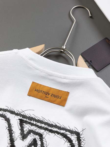 2025年10月28日秋冬新作Louis Vuitton半袖Tシャツ高品質人気商品/LDF工場