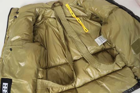 2025年10月30日秋冬新作Monclerダウンジャケット高品質人気商品/LDF工場