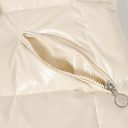 2025年10月30日秋冬新作Monclerダウンジャケット高品質人気商品/LDF工場