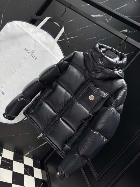 2025年10月30日秋冬新作Monclerダウンジャケット高品質人気商品/LDF工場