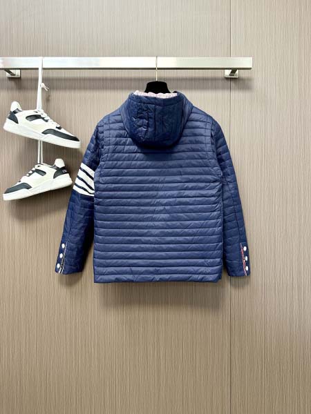 2025年10月30日秋冬新作Thom Browneジャケット高品質人気商品/LDF工場