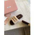 2025年10月22日入荷新作Miumiu女性用35-41靴人気商品★/誕生日プレゼント/高品質/SL工場