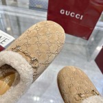 2025年10月22日入荷新作GUCCI女性用35-42靴人気商品★/誕生日プレゼント/高品質/SL工場