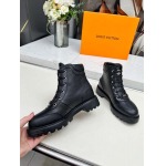 2025年10月22日入荷新作Louis Vuitton女性用35-42靴人気商品★/誕生日プレゼント/高品質/SL工場