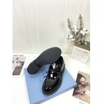 2025年10月22日入荷新作Prada男女兼用35-46靴人気商品★/誕生日プレゼント/高品質/SL工場