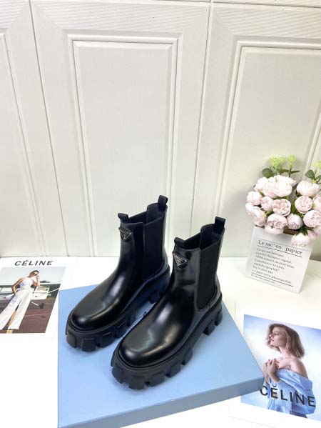 2025年10月22日入荷新作Prada女性用35-41靴人...