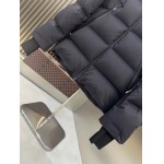 2025年10月22日秋冬入荷新作MONCLERダウンジャケット高品質 人気商品/DD工場