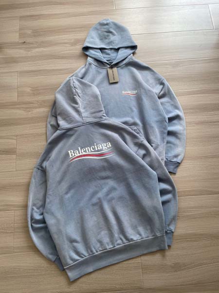 2025年10月30日秋冬新作BALENCIAGAスウェット...