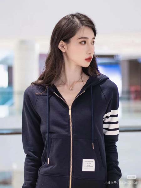 2025年11月3日秋冬新作Thom Browneパーカー高品質人気商品/LDF工場