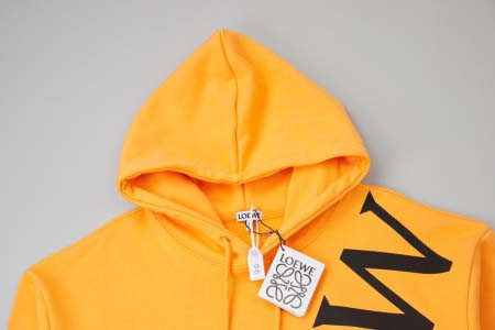 2025年11月3日秋冬新作Loeweパーカー高品質人気商品/LDF工場