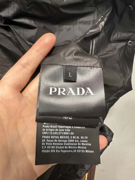 2025年11月14日秋冬新作Pradaダウンジャケット高品質人気商品/QIU工場