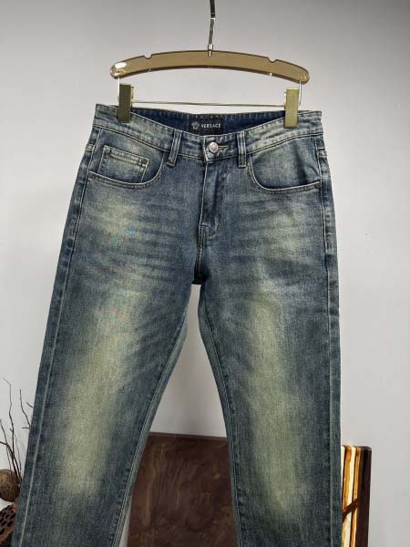 2025年11月14日秋冬新作VERSACEジーパン高品質人気商品/QIU工場