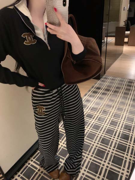 2025年11月18日入荷秋冬新作CHANELセーター+ズボン ファッション/誕生日プレゼント/贈り物 can工場