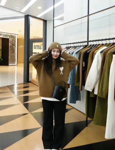 2025年11月18日入荷秋冬新作Ami ニットファッション/誕生日プレゼント/贈り物 can工場