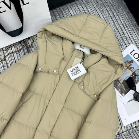 2025年11月18日入荷秋冬新作Loeweダウンジャケットファッション/誕生日プレゼント/贈り物 can工場