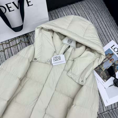 2025年11月18日入荷秋冬新作Loeweダウンジャケットファッション/誕生日プレゼント/贈り物 can工場