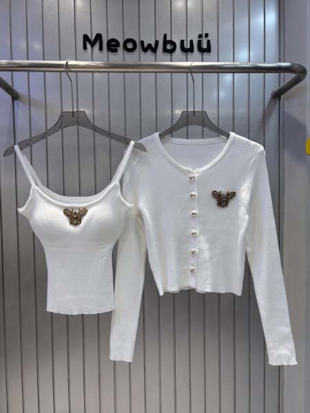 2025年11月18日入荷秋冬新作Dior ニット/セーター ファッション/誕生日プレゼント/贈り物 can工場