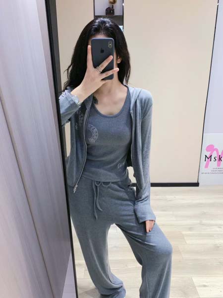 2025年11月18日入荷秋冬新作Chrome heartsセット ファッション/誕生日プレゼント/贈り物 can工場