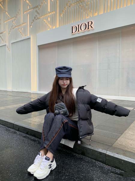 2025年11月20日入荷秋冬新作シャネルダウンジャケット ファッション/誕生日プレゼント/贈り物 can工場