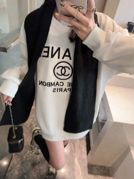 2025年11月20日入荷秋冬新作シャネル スウェットファッション/誕生日プレゼント/贈り物 can工場