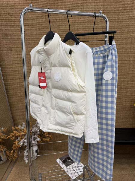2025年11月23日入荷秋冬新作カナダグースセット ファッション/誕生日プレゼント/贈り物 can工場