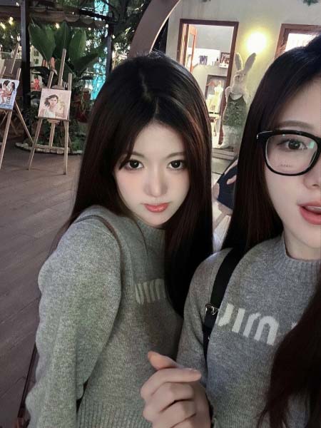 2025年11月24日入荷秋冬新作miumiuニット/セーターファッション/誕生日プレゼント/贈り物 can工場