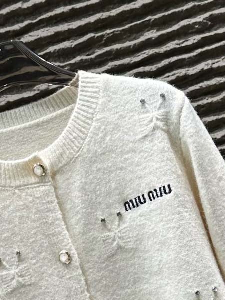 2025年11月24日入荷秋冬新作miumiuファッション/誕生日プレゼント/贈り物 can工場