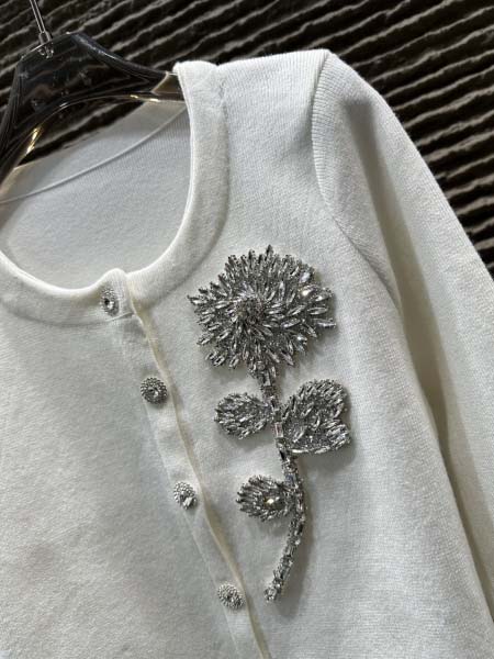 2025年11月24日入荷秋冬新作miumiuファッション/誕生日プレゼント/贈り物 can工場