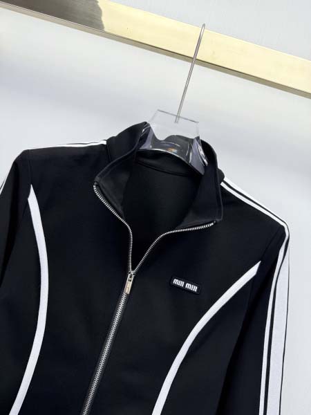 2025年11月24日入荷秋冬新作miumiuセット ファッション/誕生日プレゼント/贈り物 can工場