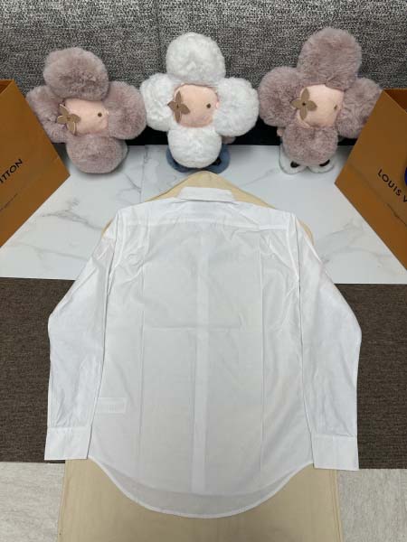 2025年11月30日秋冬新作ルイヴィトンシャツ高品質人気商品/LDF工場