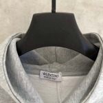 2025年11月3日秋冬新作VALENTINOパーカー高品質人気商品/LDF工場