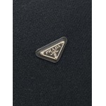 2025年11月4日秋冬新作Pradaセーター高品質人気商品/LDF工場