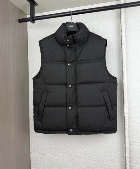 2025年11月4日秋冬新作Chrome Heartsダウン...