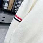 2025年11月7日秋冬新作Thom Browneセーター高品質人気商品/LDF工場