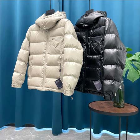 2025年11月7日秋冬新作PRADAダウンジャケット超厳選...