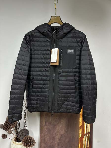 2025年11月14日秋冬新作Burberryダウンジャケット高品質人気商品/QIU工場