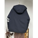 2025年11月17日秋冬新作Thom Browneダウンジャケット高品質人気商品/QIU工場