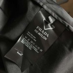 2025年11月17日秋冬新作PRADAジャケット高品質人気商品/QIU工場